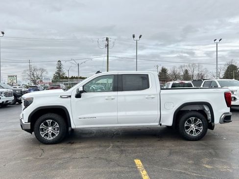 New 2026 GMC Sierra 1500 SLE image 6