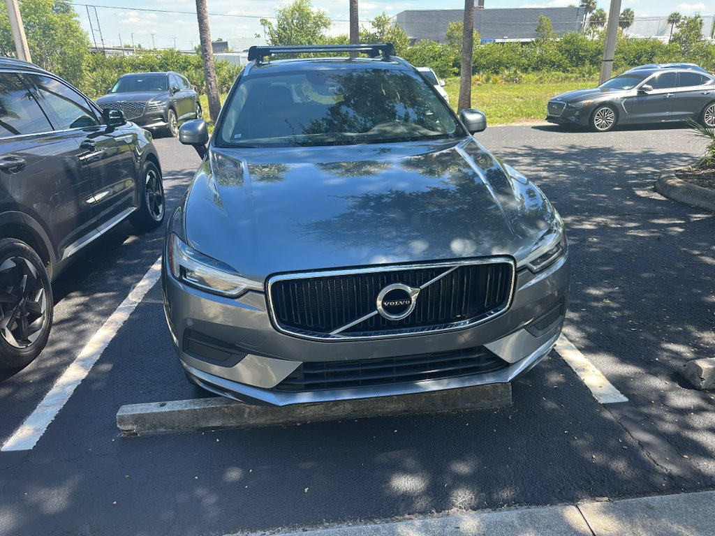Used 2018 Volvo XC60 T5 Momentum AWD/4WD image 2