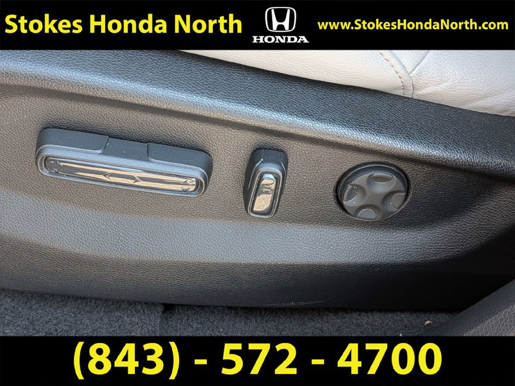 Used 2020 Honda CR-V Touring image 24