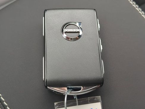 New 2024 Volvo XC40 Recharge Ultimate w/ Protection Package Premier image 28