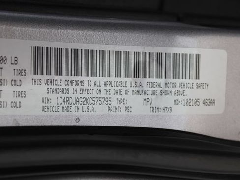Used 2019 Dodge Durango SXT w/ 3rd Row Seating Group AWD/4WD image 31