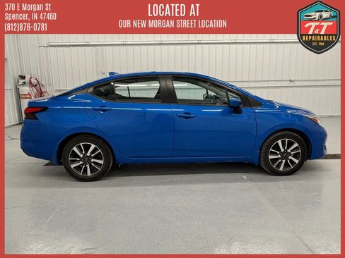 Used 2024 Nissan Versa SV w/ Trunk Package FWD image 17