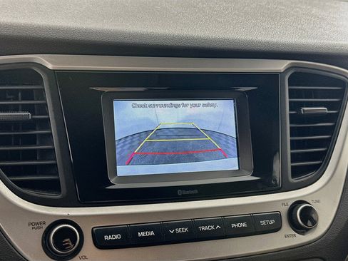 Used 2018 Hyundai Accent SE FWD image 22