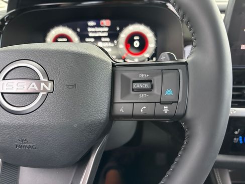 Used 2026 Nissan Pathfinder Platinum w/ Cargo Package FWD image 24