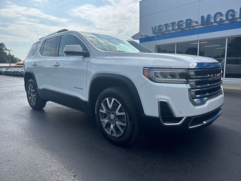 Certified 2023 GMC Acadia SLE w/ Driver Convenience Package AWD/4WD image 1