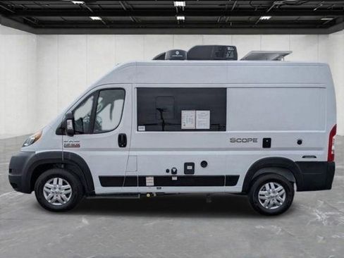 Used 2021 RAM ProMaster 1500 w/ Convenience Group FWD image 2