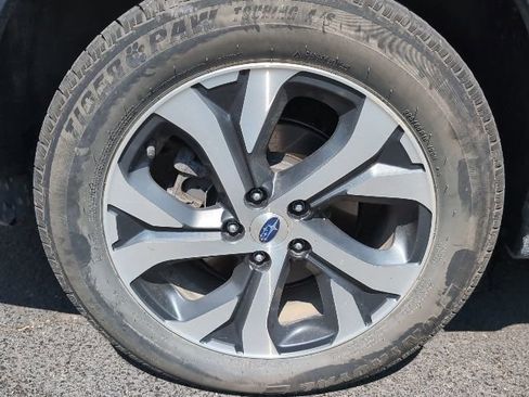 Used 2022 Subaru Outback Touring AWD/4WD image 9