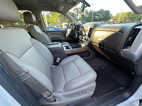 Used 2015 GMC Sierra 1500 SLT w/ SLT Crew Cab Value Package image 39