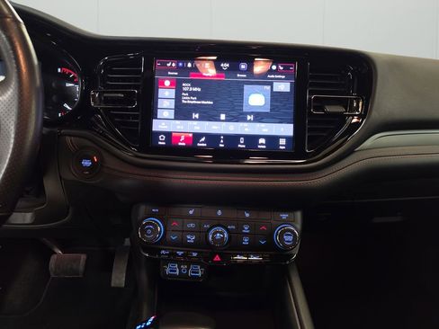 Certified 2025 Dodge Durango GT AWD/4WD image 19