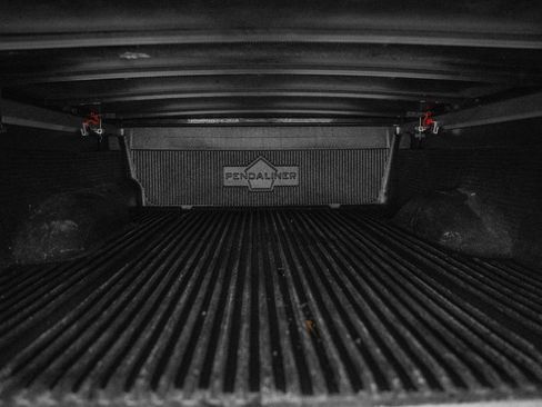 Used 2018 Nissan Frontier S image 9