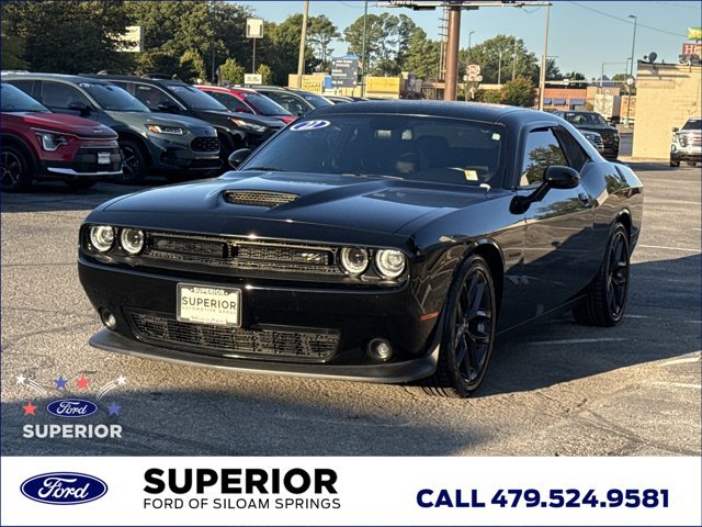 Used 2022 Dodge Challenger R/T w/ Blacktop Package RWD image 7