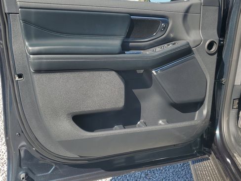 New 2026 Ford Expedition Platinum w/ Stealth Appearance Package image 16