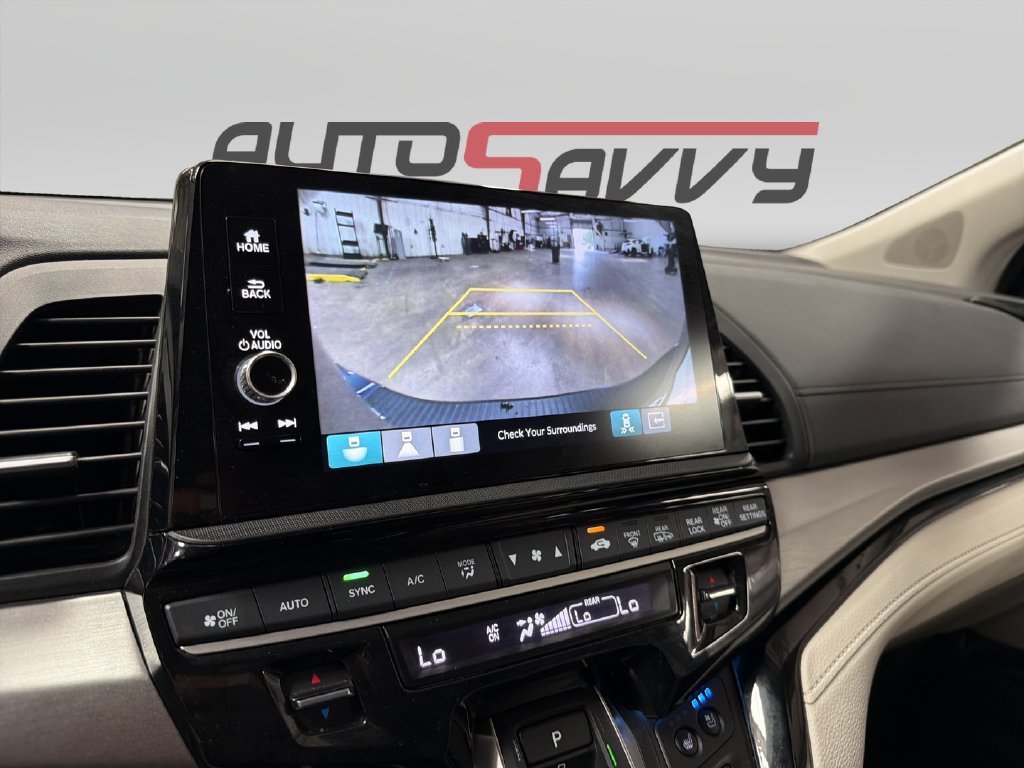 Used 2025 Honda Odyssey Elite image 14