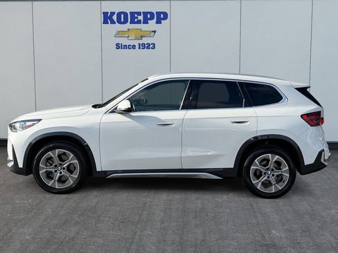 Used 2025 BMW X1 xDrive28i AWD/4WD image 2