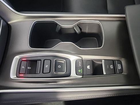 Certified 2022 Honda Accord Touring image 33