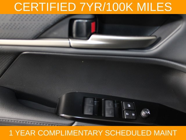 Used 2025 Toyota Camry XSE FWD image 18