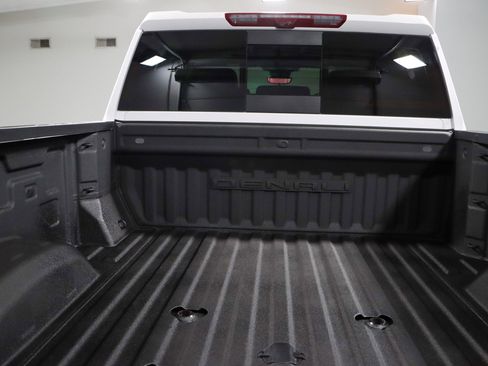 Used 2024 GMC Sierra 2500 Denali w/ Denali Reserve Package image 34