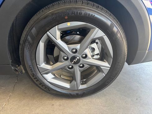 Used 2025 Kia K4 LX image 57