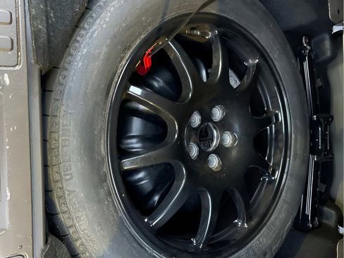 Used 2014 Land Rover Range Rover Sport HSE image 25