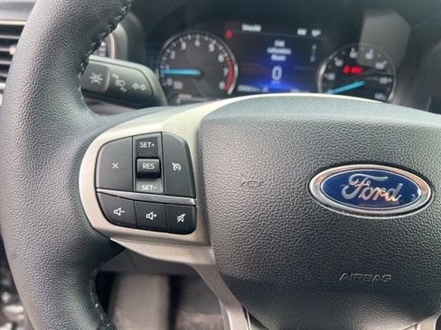 Used 2024 Ford Explorer XLT w/ Equipment Group 202A AWD/4WD image 15