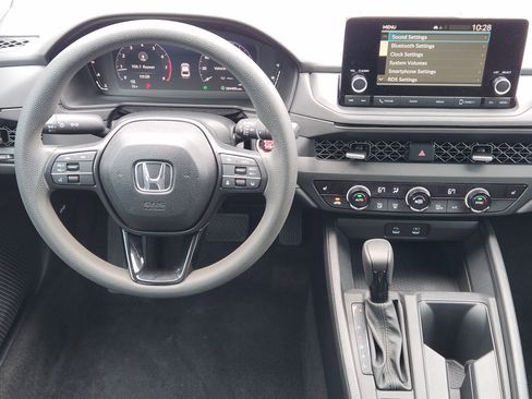 Certified 2024 Honda Accord EX image 27
