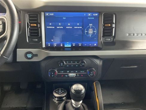 Used 2022 Ford Bronco Badlands AWD/4WD image 17