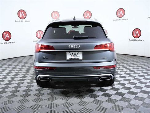 Used 2023 Audi Q5 2.0T Premium Plus w/ Premium Plus Package image 7