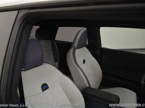 Used 2026 MINI Cooper 2-Door Hardtop FWD image 18