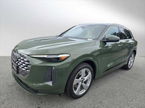 New 2025 Audi Q5 Prestige image 7