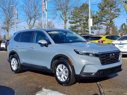 Used 2026 Honda CR-V LX image 3