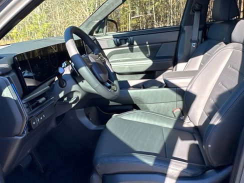 New 2026 Hyundai Santa Fe Calligraphy FWD image 9