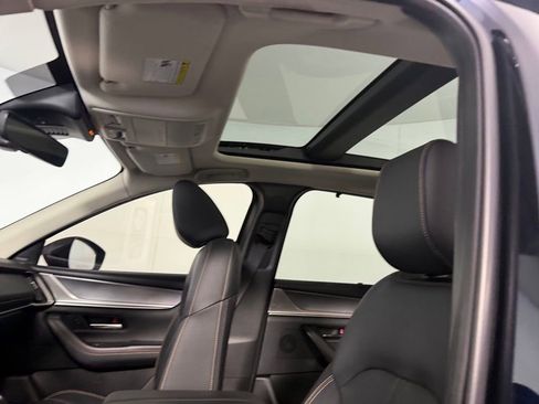 Used 2024 MAZDA CX-90 Plug-In Hybrid w/ Premium Pkg image 24