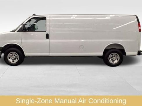 Used 2025 Chevrolet Express 3500 Work Van w/ Driver Convenience Package image 7