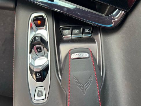 Used 2023 Chevrolet Corvette Stingray Premium Cpe w/ Body-Color Dual Roof Package image 35