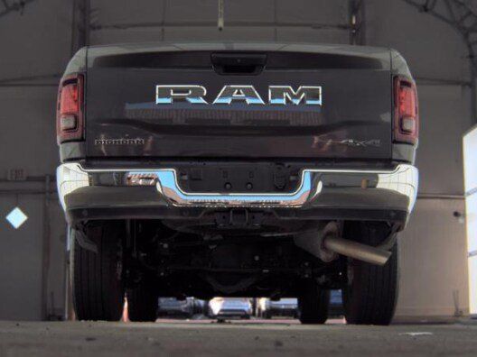 Used 2025 RAM 2500 Big Horn AWD/4WD image 7