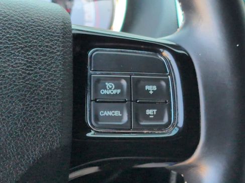 Used 2015 Dodge Grand Caravan SE image 22
