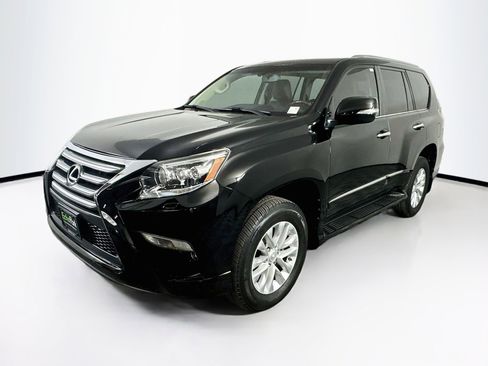 Used 2015 Lexus GX 460 w/ Premium Package AWD/4WD image 3