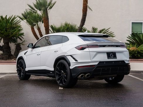 Used 2023 Lamborghini Urus S image 34