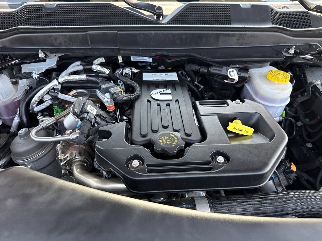 Used 2026 RAM 3500 Limited AWD/4WD image 36