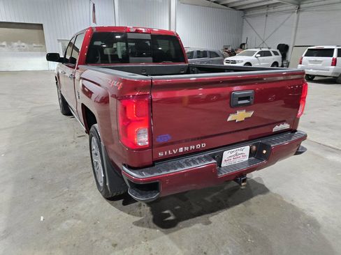 Used 2018 Chevrolet Silverado 1500 High Country image 11