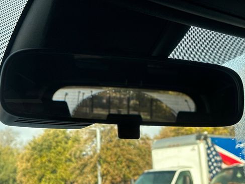 Used 2024 Toyota RAV4 SE image 25