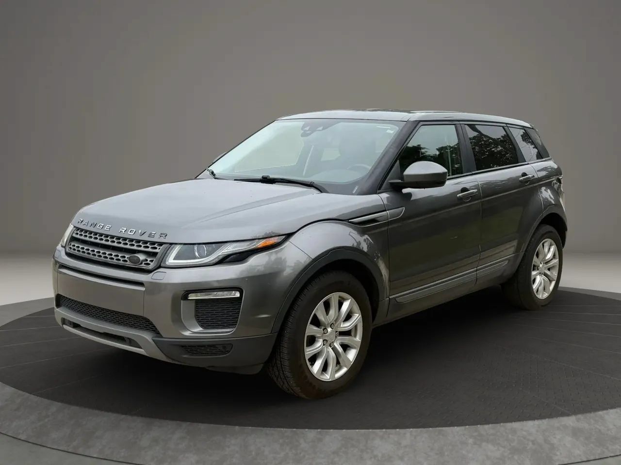 Used 2017 Land Rover Range Rover Evoque SE AWD/4WD image 5