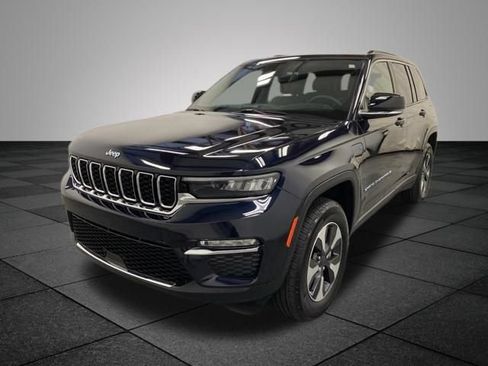 Used 2024 Jeep Grand Cherokee Limited 4xe AWD/4WD image 3