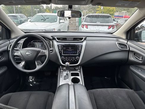 Used 2019 Nissan Murano S image 36