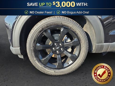 Used 2023 Ford Explorer ST-Line w/ Class IV Trailer Tow Package image 13