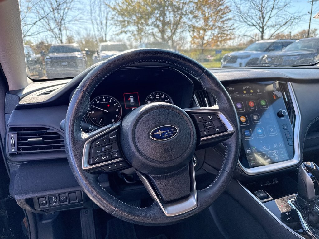 Used 2024 Subaru Outback Premium AWD/4WD image 11