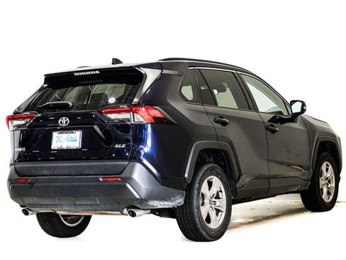 Used 2024 Toyota RAV4 XLE FWD image 6