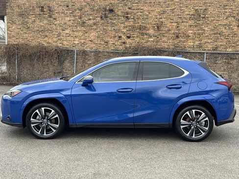Certified 2024 Lexus UX 250h AWD w/ Premium Package image 8