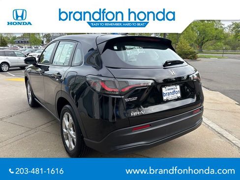 Used 2023 Honda HR-V LX image 4