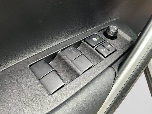 New 2026 Toyota Corolla Cross LE AWD/4WD image 19